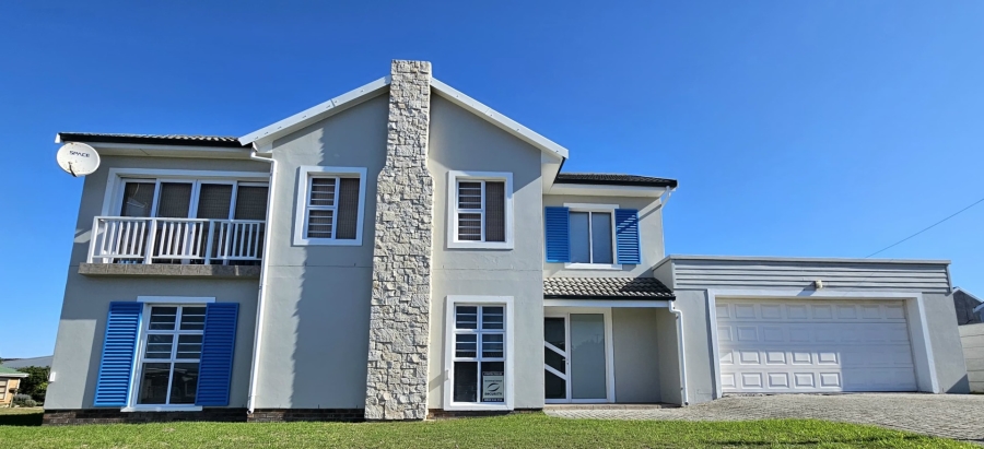 3 Bedroom Property for Sale in Franskraal Western Cape